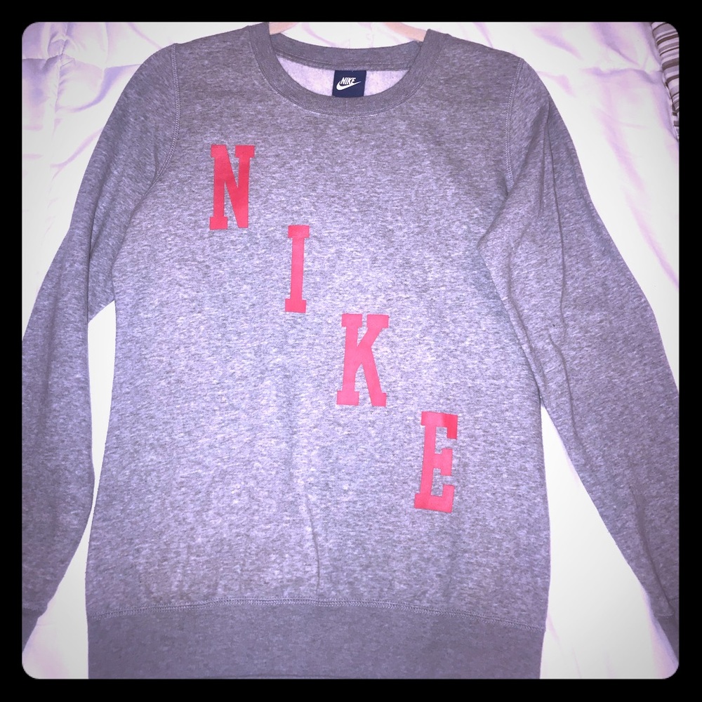 Nike sweatshirt classic
